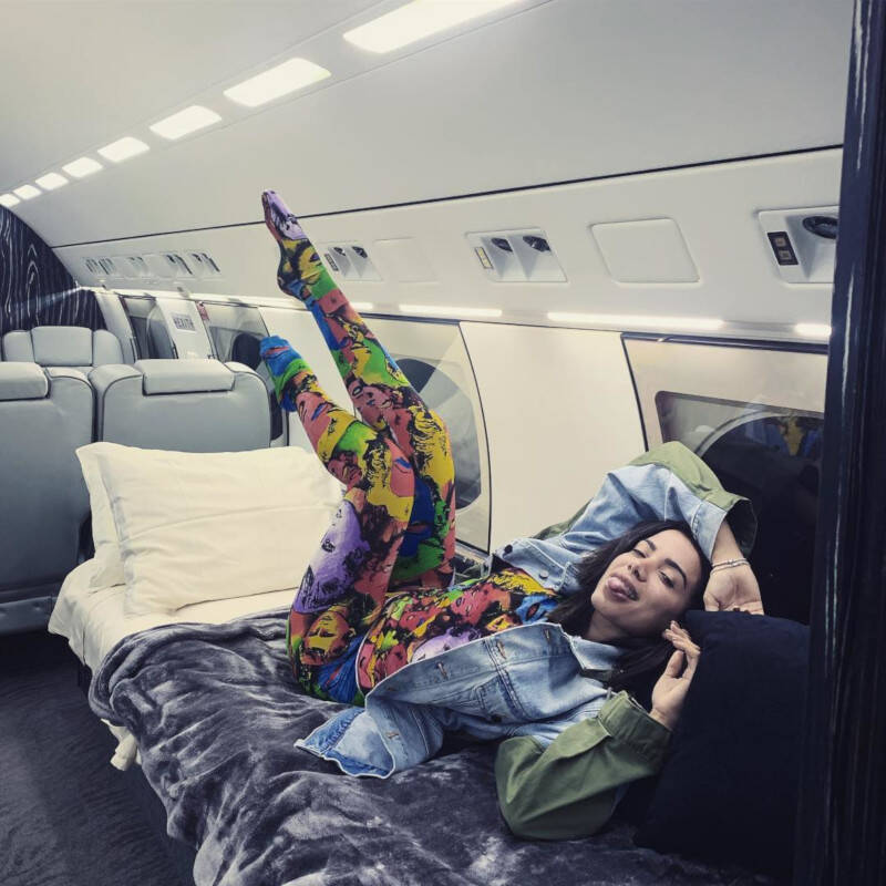 Cantora Anitta mostra o avião no qual viajou para África e Cost Rica / Foto: Reprodução Instagram