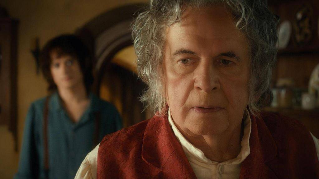 Ian Holm, o Bilbo de "O Senhor dos Anéis", morre aos 88 anos