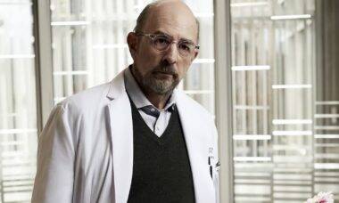 Ator da série 'The Good Doctor' é hospitalizado após teste positivo para Covid-19