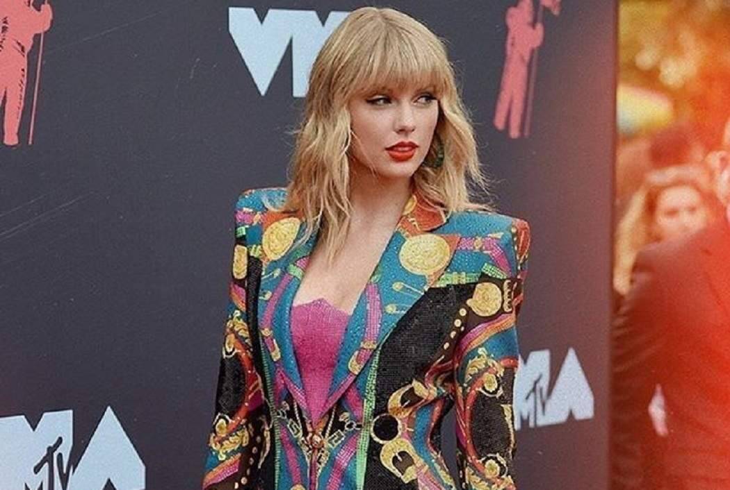 Músicas antigas de Taylor Swift são vendidas por R$1,5 bilhão sem sua aprovação