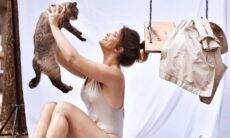 Samara Felippo posta clique de maiô e fala sobre amor aos gatos