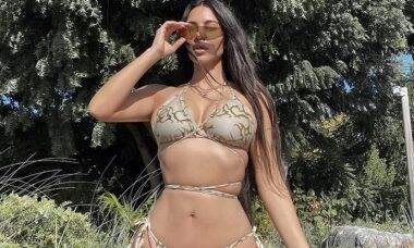 Kim Kardashian posta clique de biquíni em meio a rumores de divórcio com Kanye West
