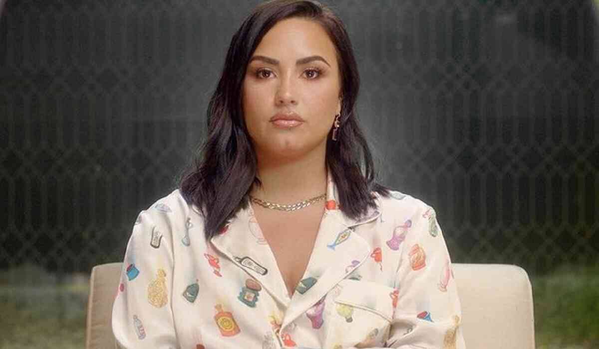 Demi Lovato revela que teve três derrames e um ataque cardíaco após sofrer overdose