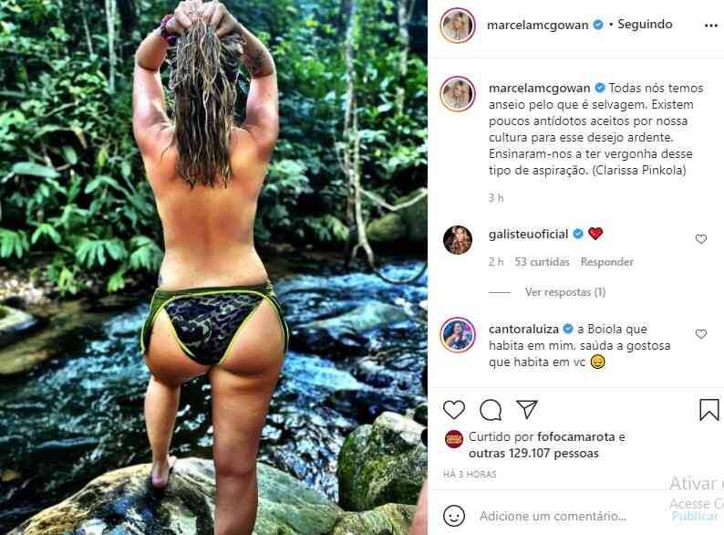 Marcela McGowan faz topless em cachoeira: 'anseio pelo que é selvagem' (Foto: Reprodução/Instagram)