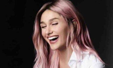 Sasha Meneghel arrasa em novo visual com cabelo rosa: 'repaginada'