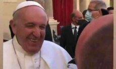 Papa brinca sobre o Brasil e vira meme: 'muita cachaça e pouca oração'