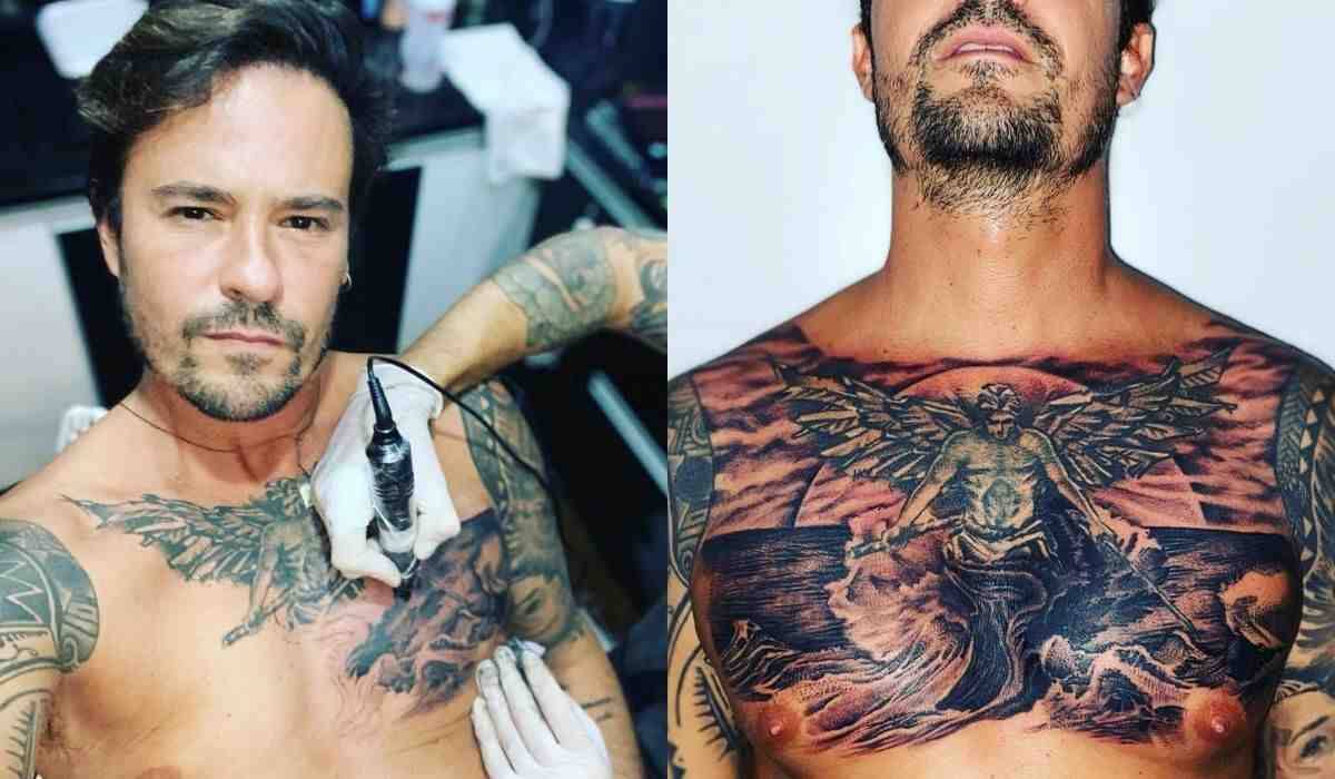 Paulo Vilhena exibe processo e finalização de tatuagem no peito