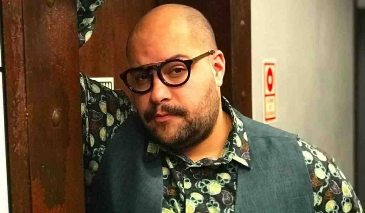 Tiago Abravanel sobre fala homofóbica da tia: 'precisa respeitar quem sou'