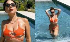 Lady Gaga curte verão nos EUA e posa na piscina com biquíni estiloso