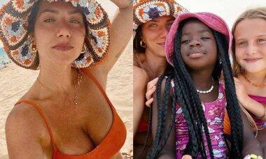 Giovanna Ewbank curte praia e verão europeu com filha e amiga