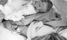 Milena Toscano posta fotos com o filho após o parto: "Esperamos muito por esse momento"